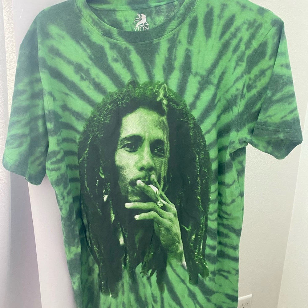 Green Tie-Dye Graphic T-Shirt